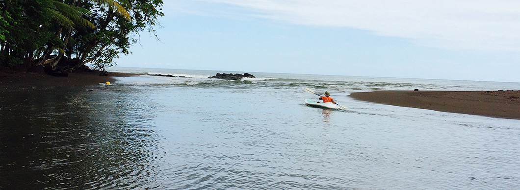 Kayaking at Drake Bay, vacations in costa rica