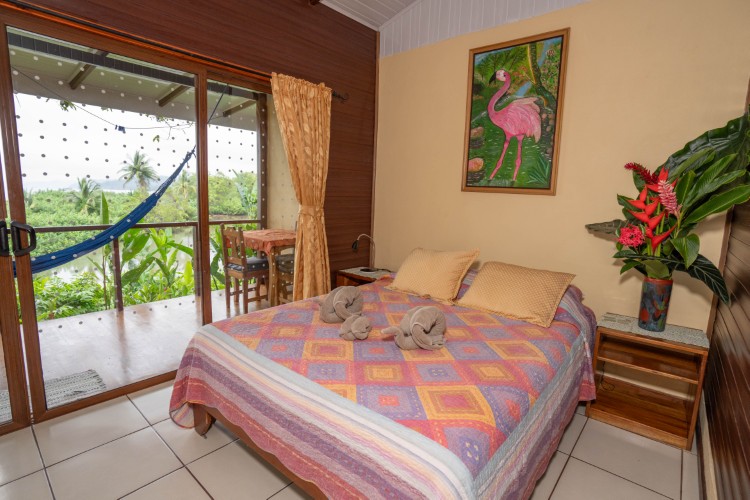 cheap cabins south pacific, pirate cove hotel, scuba diving costa rica